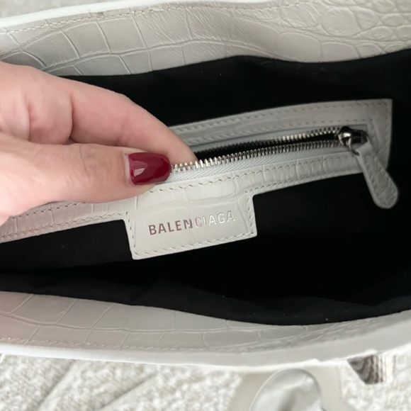 Authentic Balenciaga Extra Supple Calfskin Crocodile Embossed Le Cagole - Picture 12 of 15